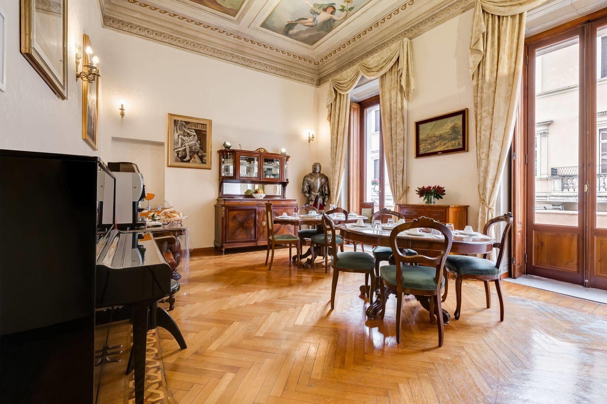 Affreschi Su Roma Luxury B&B Extérieur photo